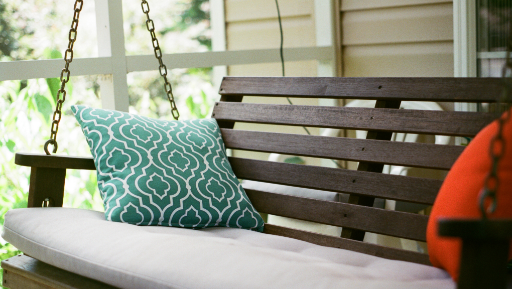 5 Travel Nursing Pillows Wanderly